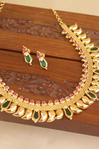 Kerala stye gold plated palakka mango necklace set