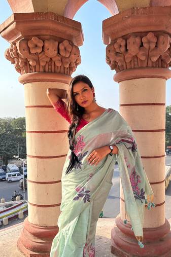 Sea Green Soft Cotton Blend Saree With Zari Weaving Pallu & Border With Blouse