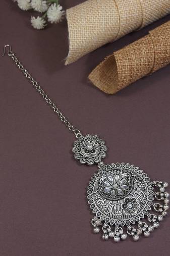 Silver Oxidised Floral Design Ghungroo Maang Tikka For Women