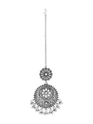 Silver Oxidised Floral Design Ghungroo Maang Tikka For Women 2