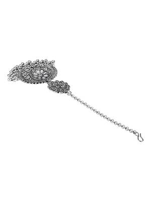 Silver Oxidised Floral Design Ghungroo Maang Tikka For Women 4