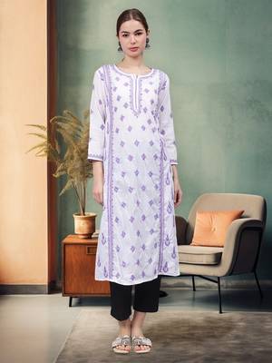 White cotton lucknowi chikankari kurta 1