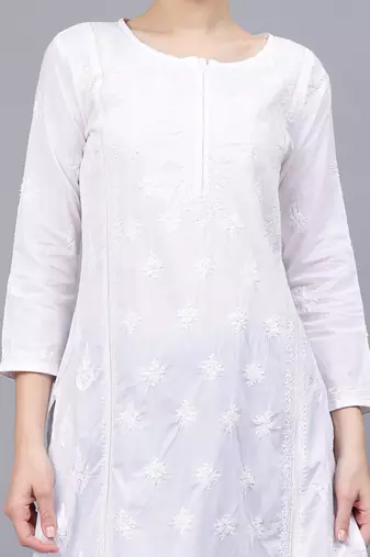 White cotton lucknowi chikankari kurta