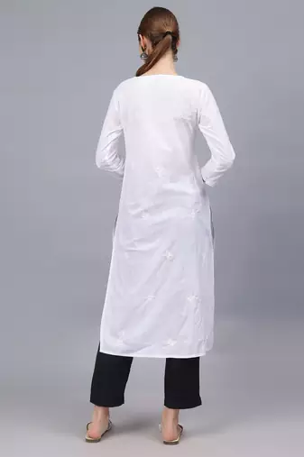 White cotton lucknowi chikankari kurta