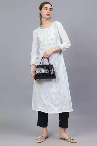 White cotton lucknowi chikankari kurta
