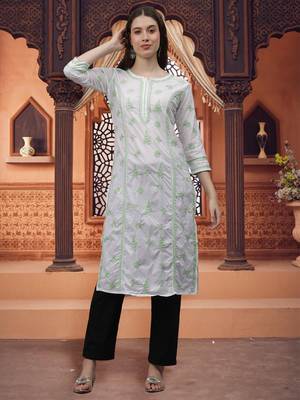 White cotton lucknowi chikankari kurta 1