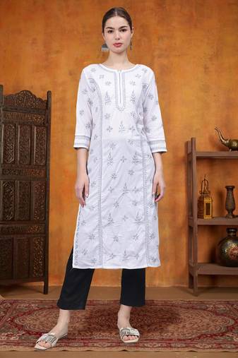 White cotton lucknowi chikankari kurta