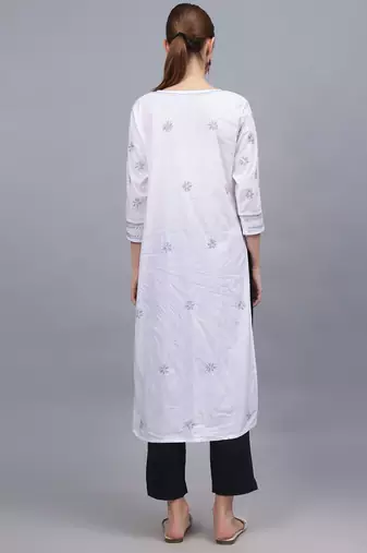 White cotton lucknowi chikankari kurta