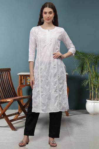 White cotton lucknowi chikankari kurta