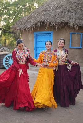 YELLOW THREAD EMBROIDERED WORK RAYON TRADITIONAL NAVRATRI WEDDING FESTIVAL STITCHED LEHENGA CHOLI KOTI SHRUG 10