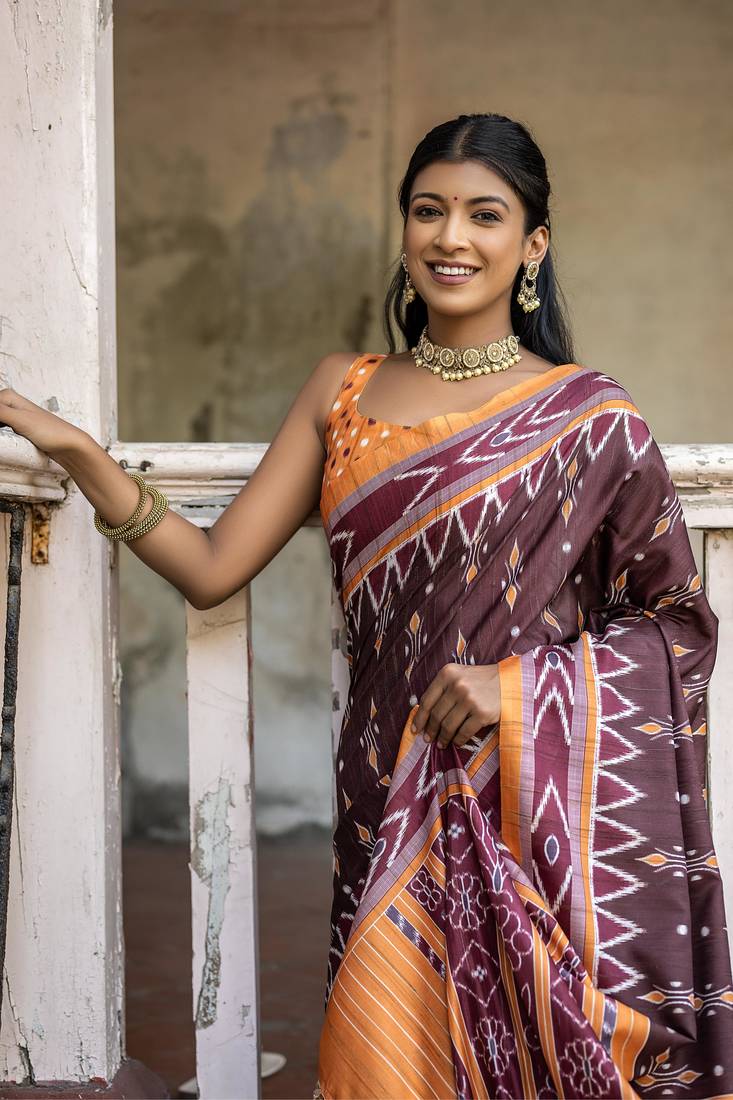 Soft Tussar Silk Saree With Temple Border And Unique Ikkat Printed Contrast Pallu And Contrast Blouse Piece