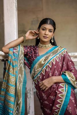 Soft Tussar Silk Saree With Temple Border And Unique Ikkat Printed Contrast Pallu And Contrast Blouse Piece 3