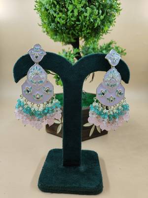   Traditional Earrings For Wo  And Girls 1