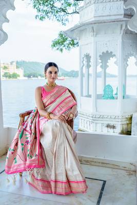 Soft Faux Kanjivaram Silk Saree With Exclusive Contrast Border And Rich Paithani Pallu With Fancy Colourfull Tassels 2