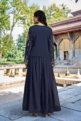 Trendmalls Women's Silk Embroidery Shrug Pleated Kurta Pant with Dupatta Set 3