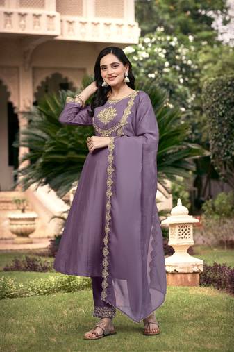  Silk Blend Embroidery Anarkali Kurta Pant Set with Dupatta