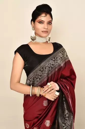Elora pure soft silk floral designed banarasi weaving saree (maroon & black)