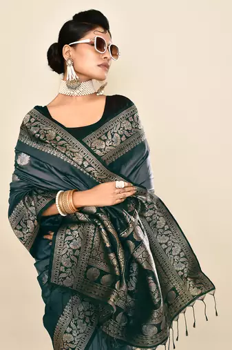 Elora pure soft silk floral designed banarasi weaving saree (grey & black)