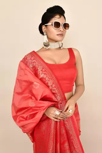 Elora pure soft silk floral designed banarasi weaving saree (peach & red)