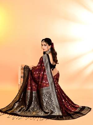 Elora pure soft silk woven designed banarasi saree (maroon) 6
