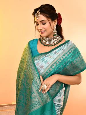 Elora pure soft silk woven designed banarasi saree (sky blue) 5