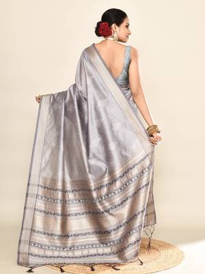 Elora soft silk leaf printed baluchari weaving saree (grey) 5