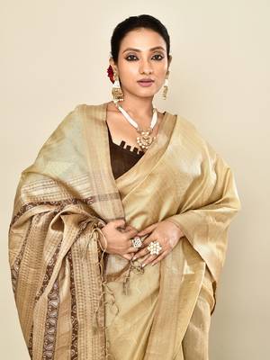 Elora soft silk leaf printed baluchari weaving saree (cream) 3
