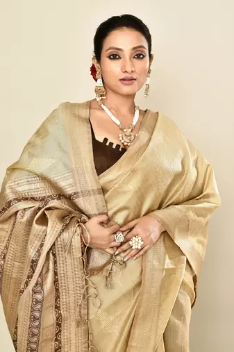 Elora soft silk leaf printed baluchari weaving saree (cream)