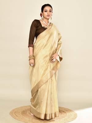Elora soft silk leaf printed baluchari weaving saree (cream) 5