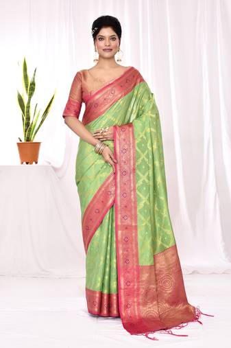 Elora soft silk banarasi woven chex weaving saree (green)