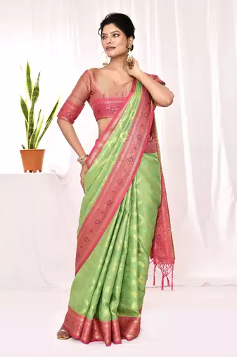 Elora soft silk banarasi woven chex weaving saree (green)