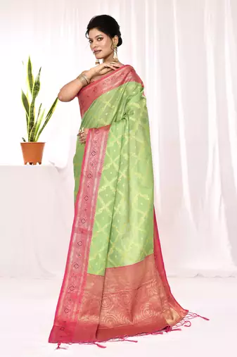 Elora soft silk banarasi woven chex weaving saree (green)