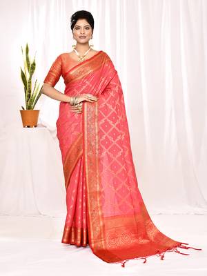 Elora soft silk banarasi woven chex weaving saree (pink) 1