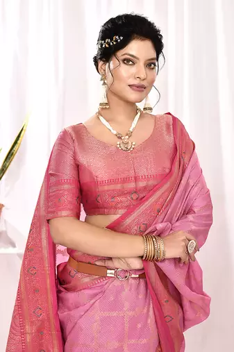 Elora soft silk banarasi woven chex weaving saree (light pink)