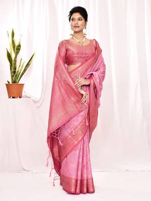 Elora soft silk banarasi woven chex weaving saree (light pink) 5