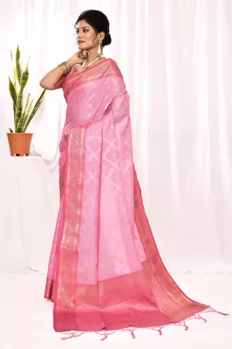 Elora soft silk banarasi woven chex weaving saree (light pink)