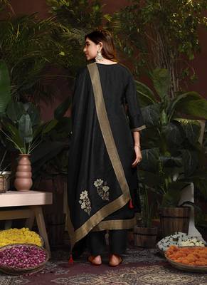 Jivora digital print jacquard butti style suits light natural with hand work. 3