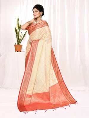 Elora soft silk banarasi woven chex weaving saree (cream) 6