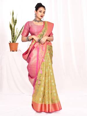 Elora soft silk banarasi woven floral weaving saree (green) 3