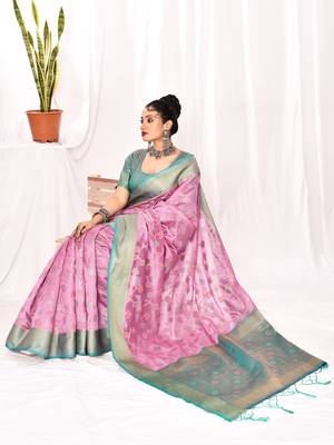 Elora soft silk banarasi woven floral weaving saree (lavender) 6