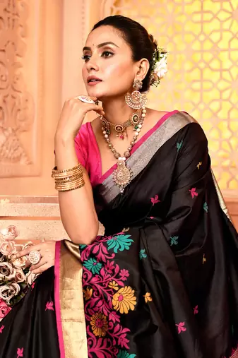 Elora pure banarasi weaving silk saree (black)
