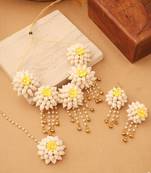White and Yellow Silver Plated Floral Jewellery Set