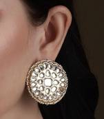 Sunehra stud earring