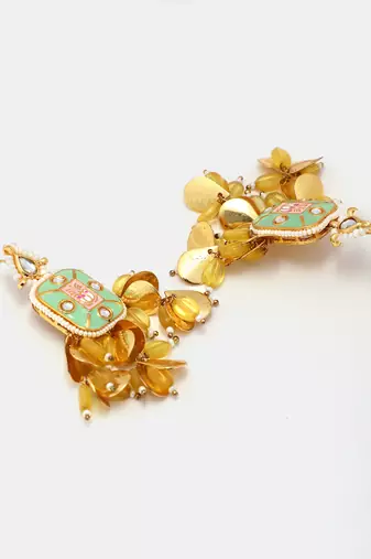 Sabz drop earring