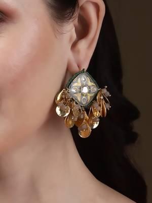Bheera drop earring 1