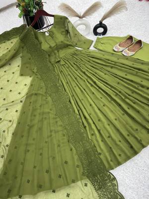 Anarkali kurta set for women 2