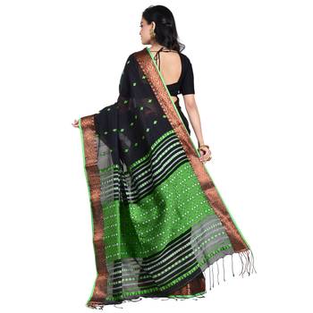 Aishani Collection Woven Mercerise Pure Cotton Copper Zari Border Handloom Saree with bp (Black, Green)  3