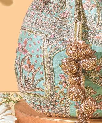 Turquoise amer turquoise potli bag 4