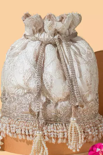Off white chaand potli bag
