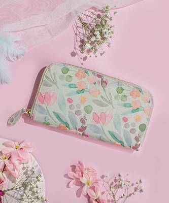 Green cynthia floral printed wallet 1